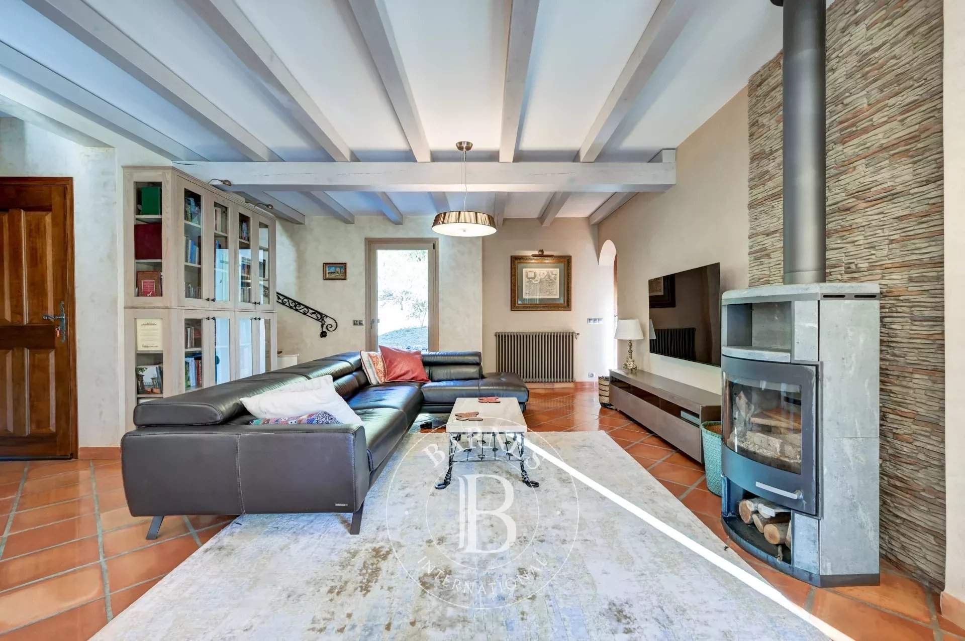 Aix-en-Provence  - Maison 8 Pi&egrave;ces 6 Chambres - picture 6