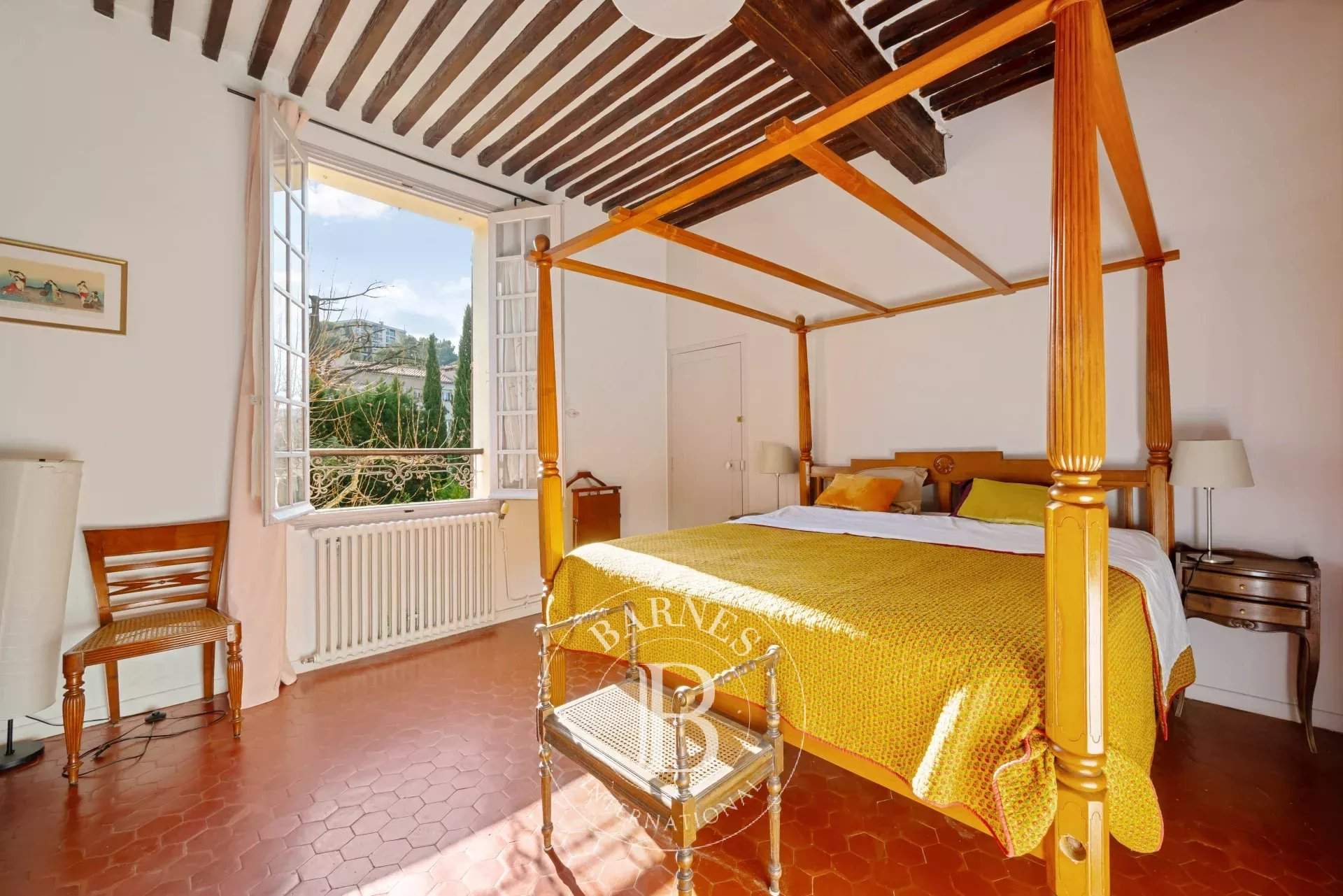 Aix-en-Provence  - Townhouse 8 Bedrooms - picture 11