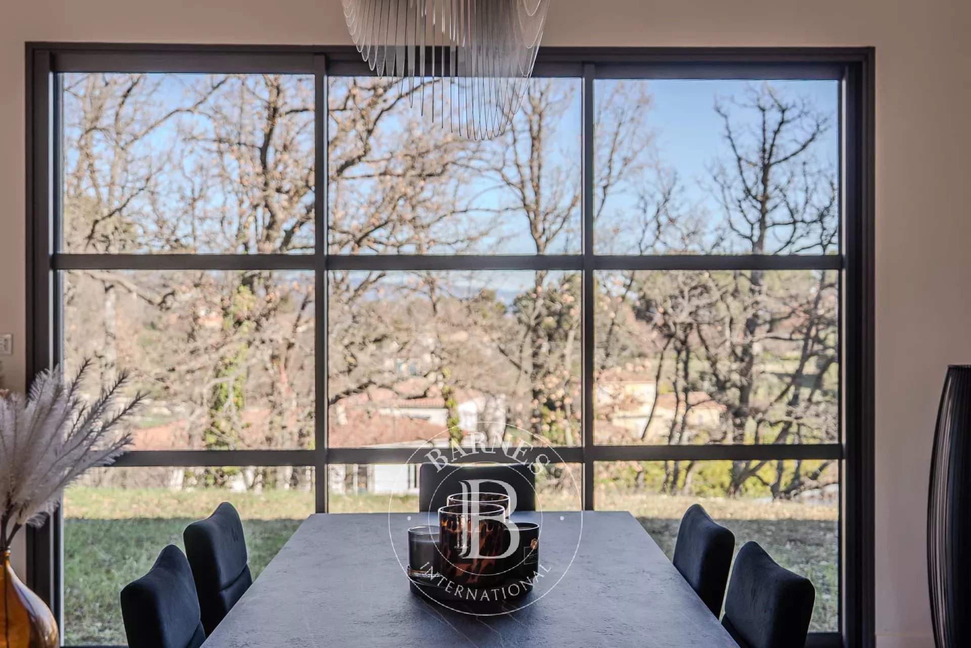 Aix-en-Provence  - Villa 4 Pi&egrave;ces 2 Chambres - picture 2