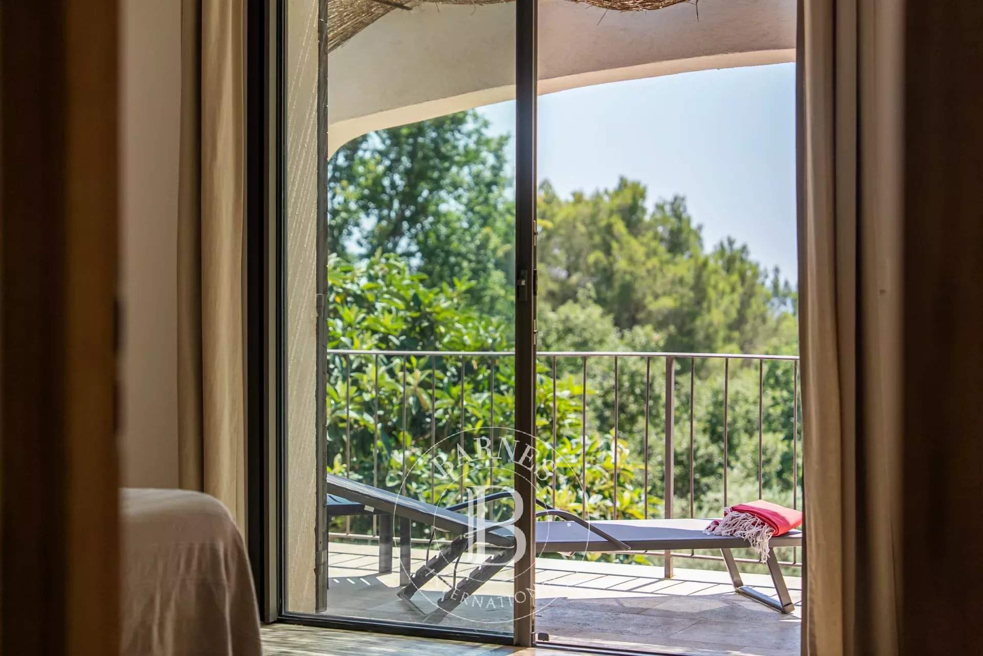 Aix-en-Provence  - House 5 Bedrooms - picture 20