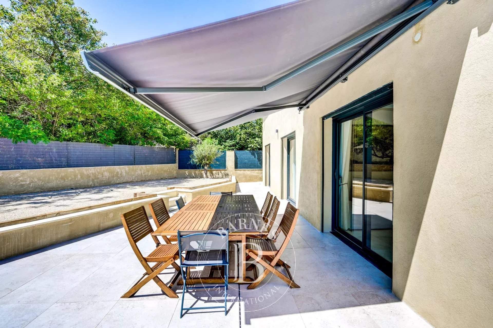 Aix-en-Provence  - House 4 Bedrooms - picture 14