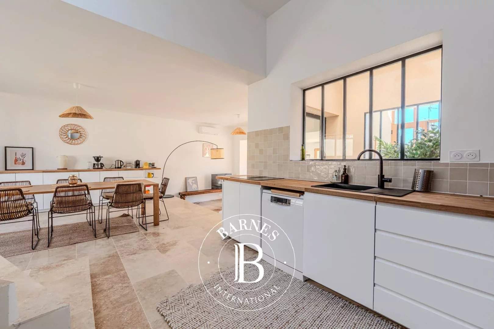 Aix-en-Provence  - House 6 Bedrooms - picture 13