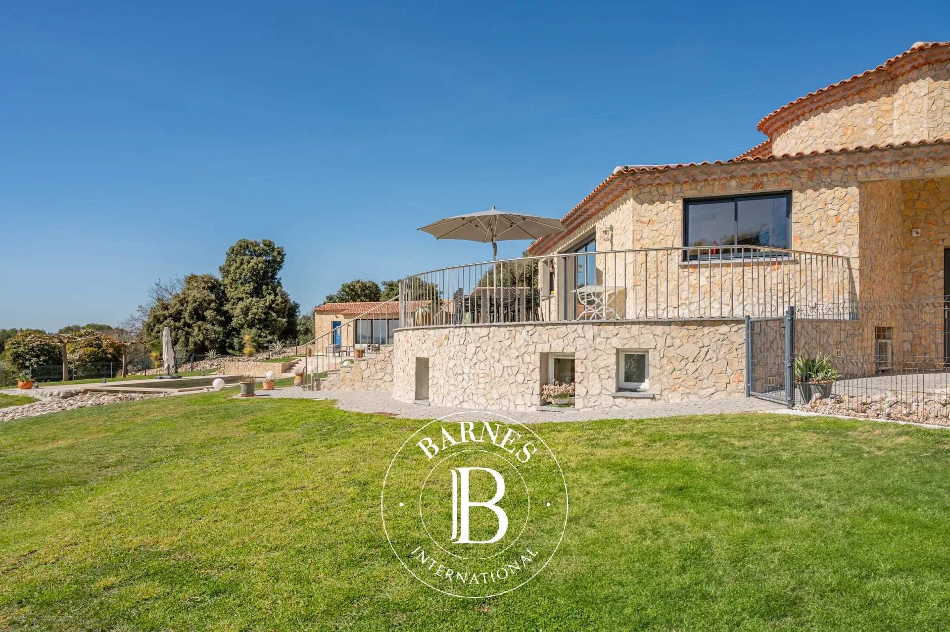 Aix-en-Provence  - House 4 Bedrooms - picture 19