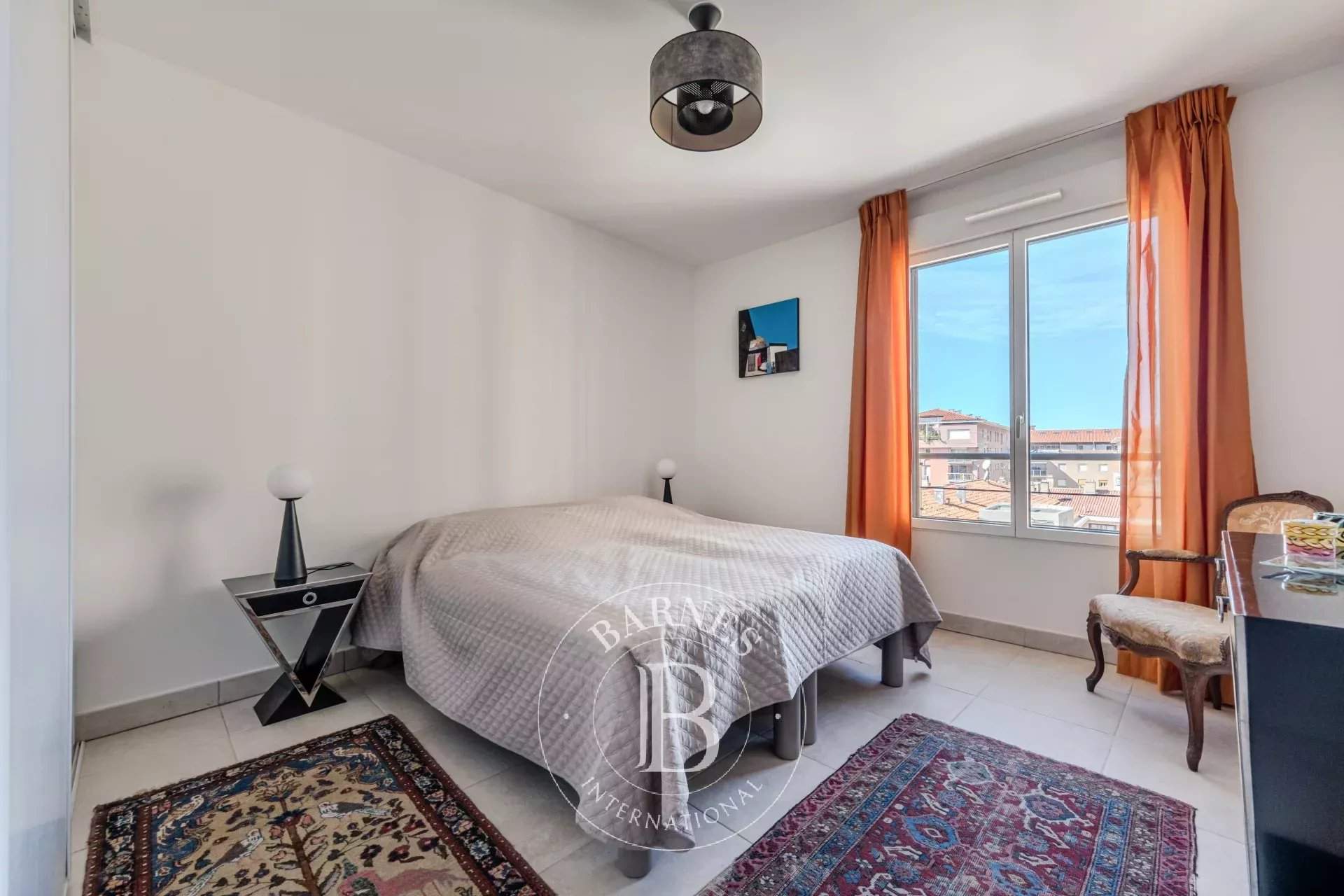 Aix-en-Provence  - Apartment 3 Bedrooms - picture 10