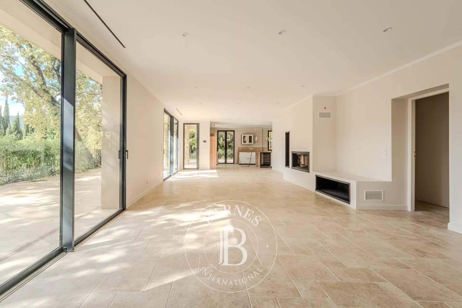 Saint-Maximin-la-Sainte-Baume  - House 5 Bedrooms - picture 8