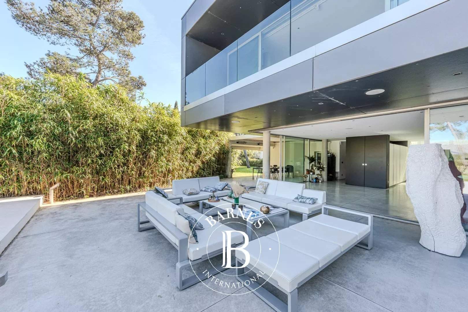 Aix-en-Provence  - Villa 10 Pi&egrave;ces 5 Chambres - picture 9