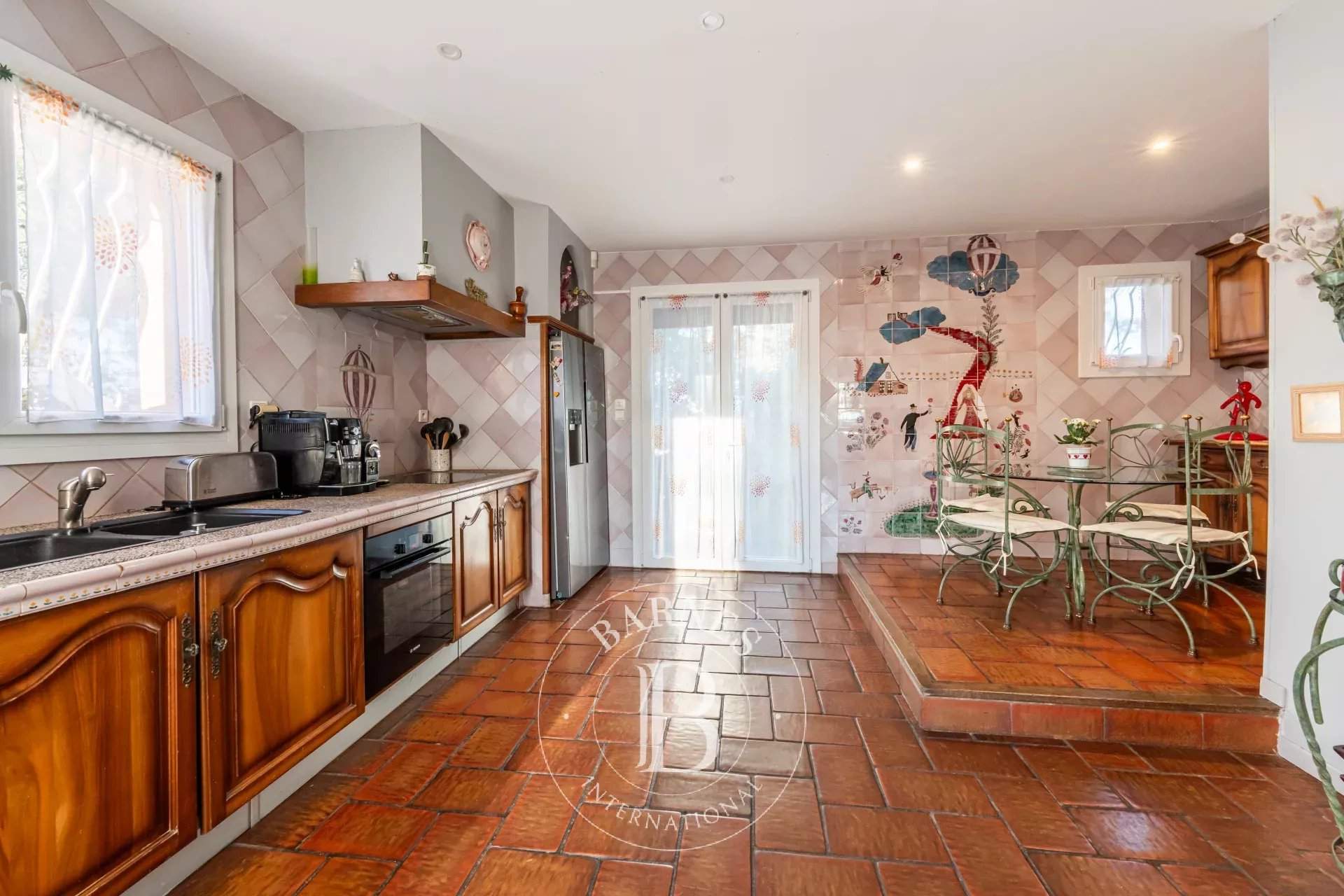 Aix-en-Provence  - House 6 Bedrooms - picture 14