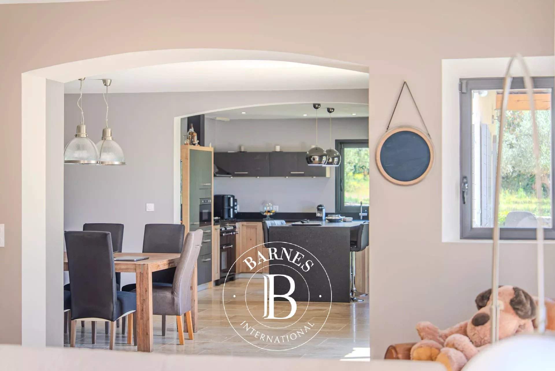 Aix-en-Provence  - House 4 Bedrooms - picture 14