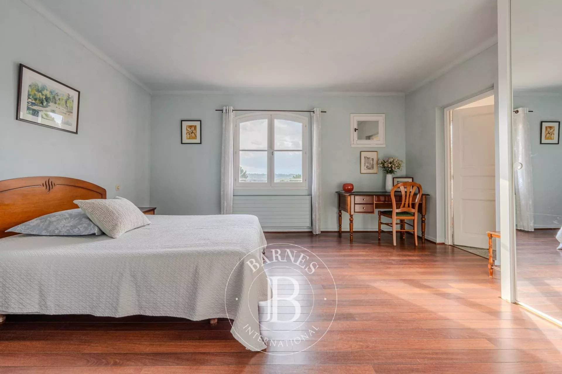 Aix-en-Provence  - House 8 Bedrooms - picture 12
