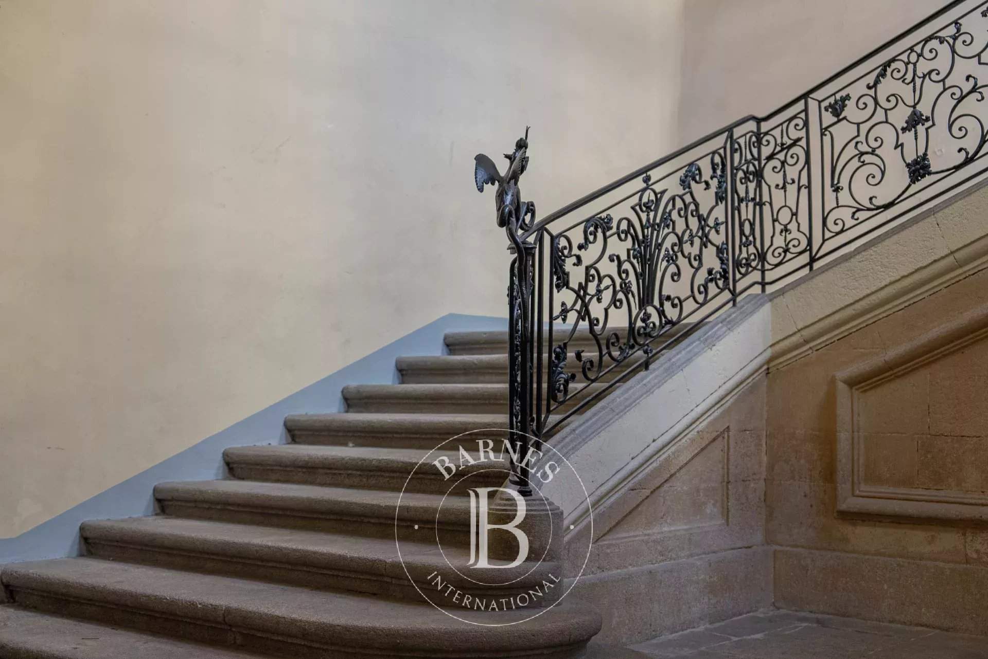 Aix-en-Provence  - Appartement 6 Pi&egrave;ces 4 Chambres - picture 17