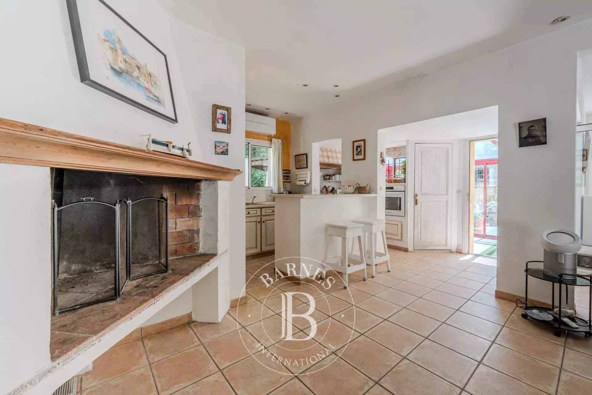 Aix-en-Provence  - House 4 Bedrooms - picture 12