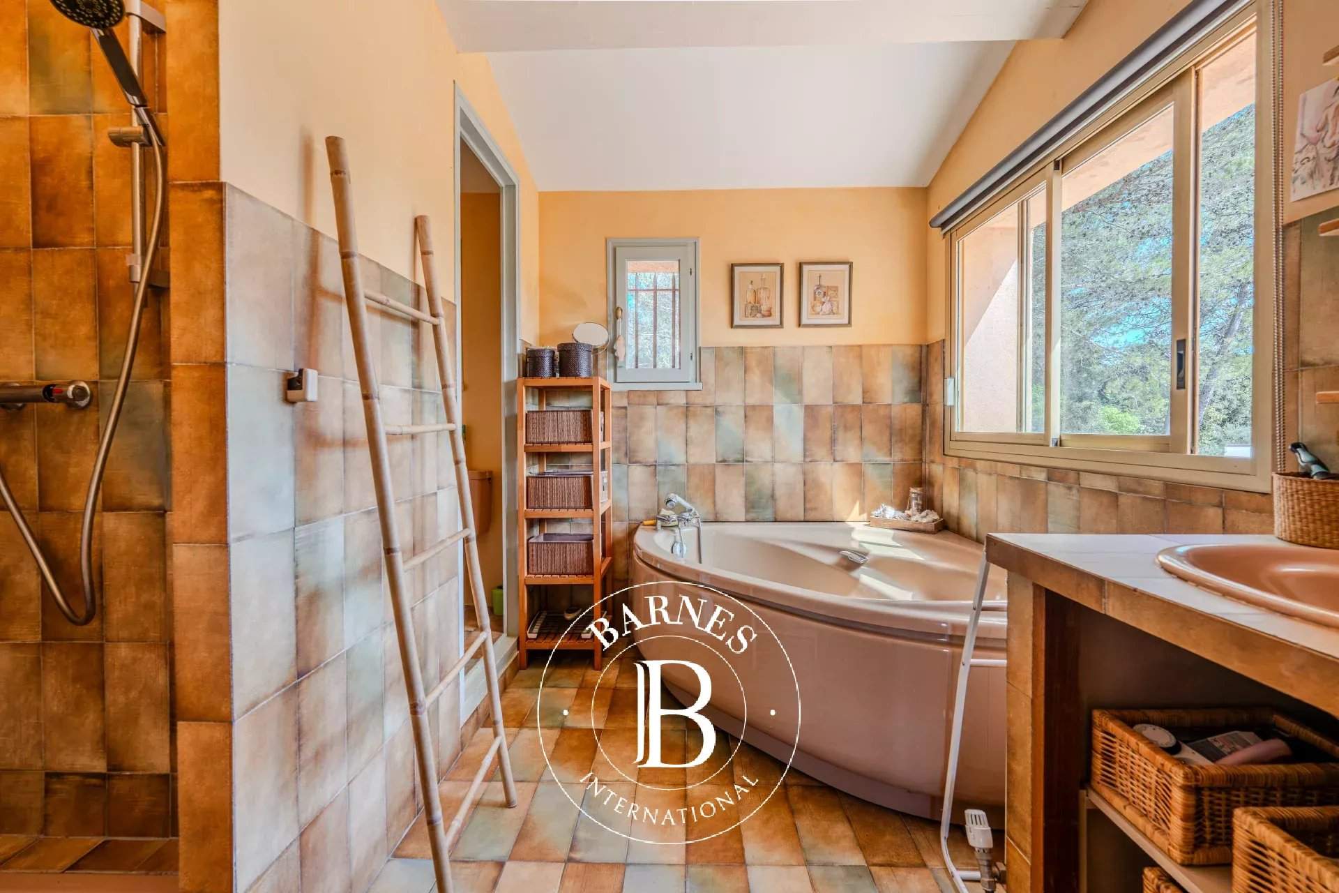 Lambesc  - House 4 Bedrooms - picture 12