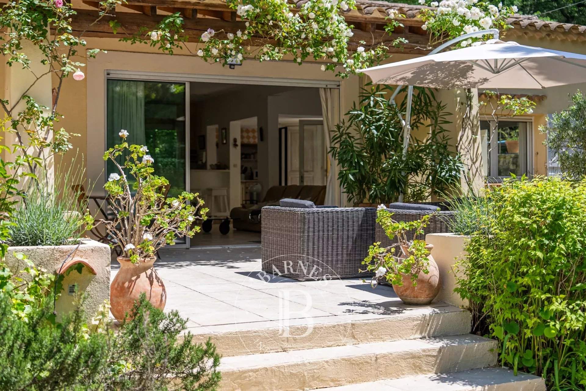 Aix-en-Provence  - House 4 Bedrooms - picture 9