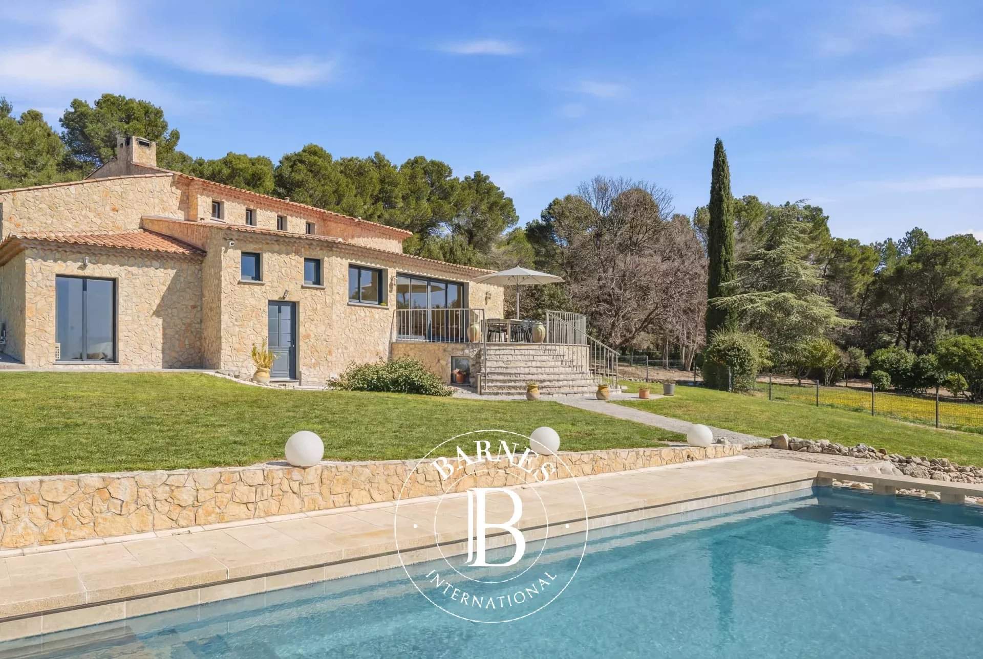 Aix-en-Provence  - House 4 Bedrooms - picture 20