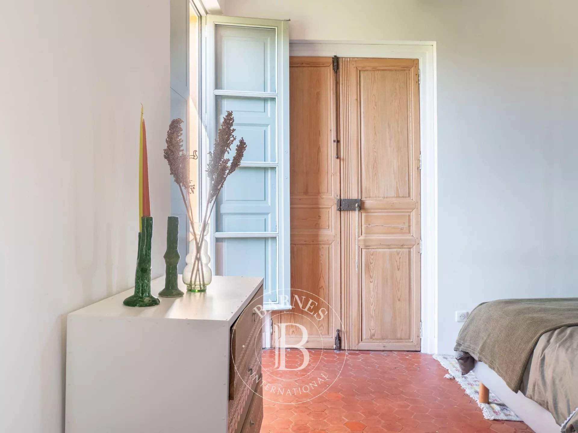 Aix-en-Provence  - Appartement 5 Pi&egrave;ces 3 Chambres - picture 18