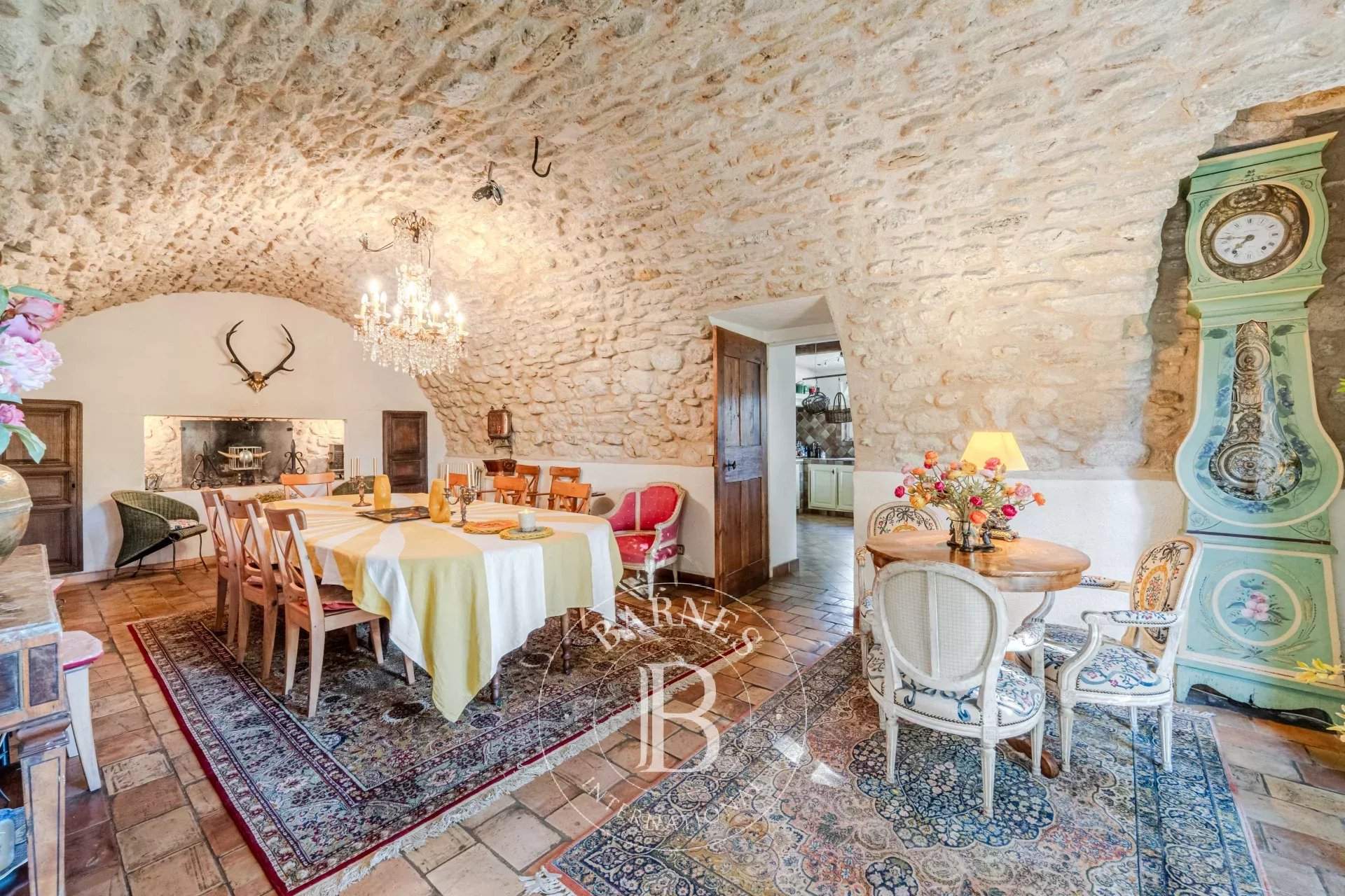 Aix-en-Provence  - Property 8 Bedrooms - picture 9