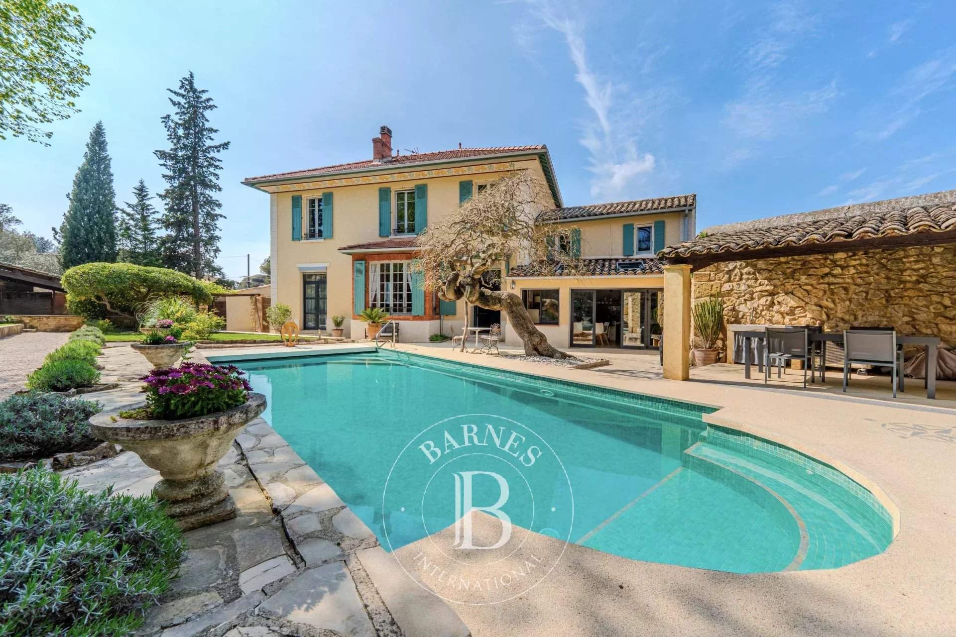 Aix-en-Provence  - House 6 Bedrooms - picture 16