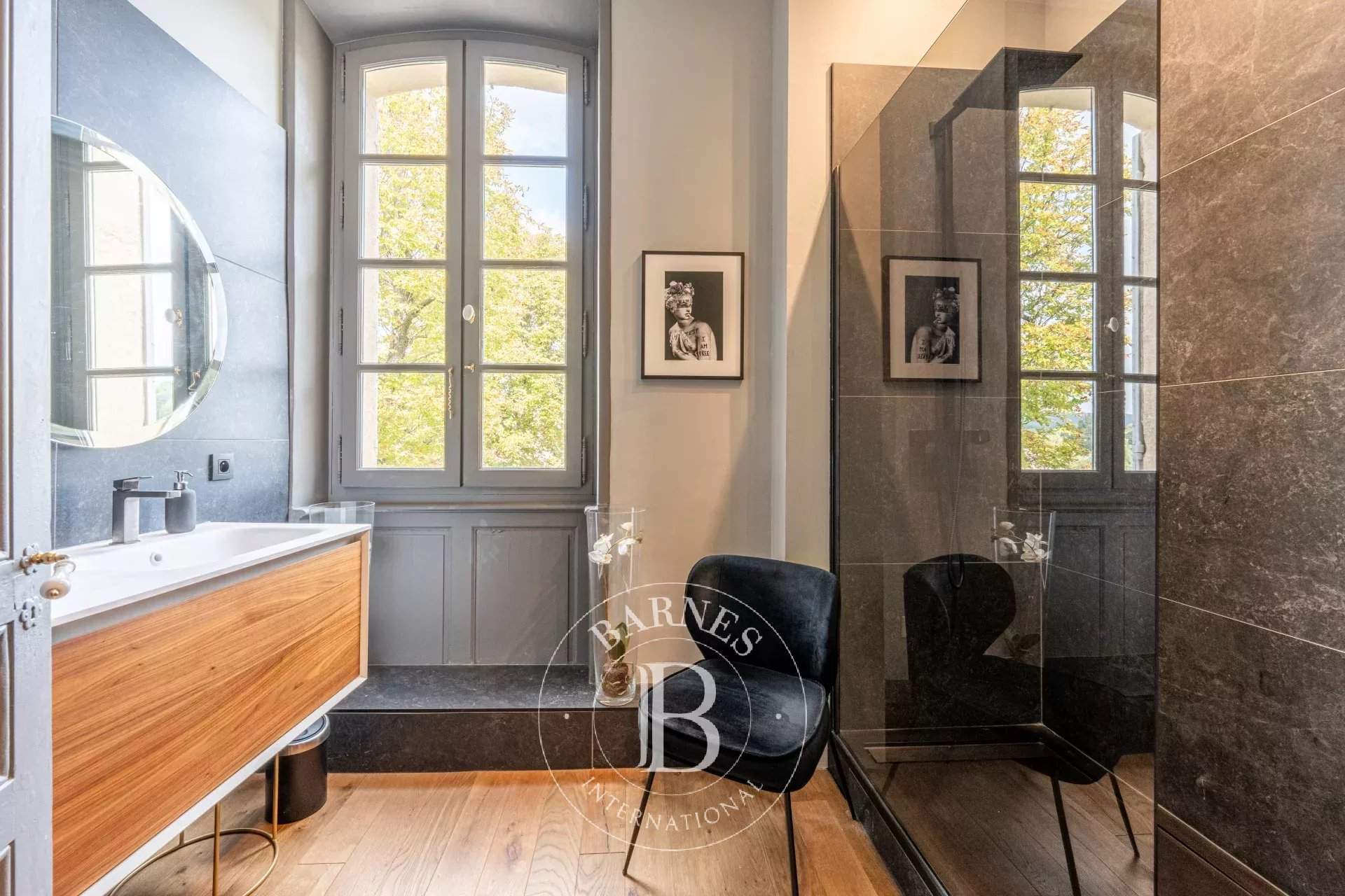 Aix-en-Provence  - Appartement 5 Pièces 2 Chambres - picture 6
