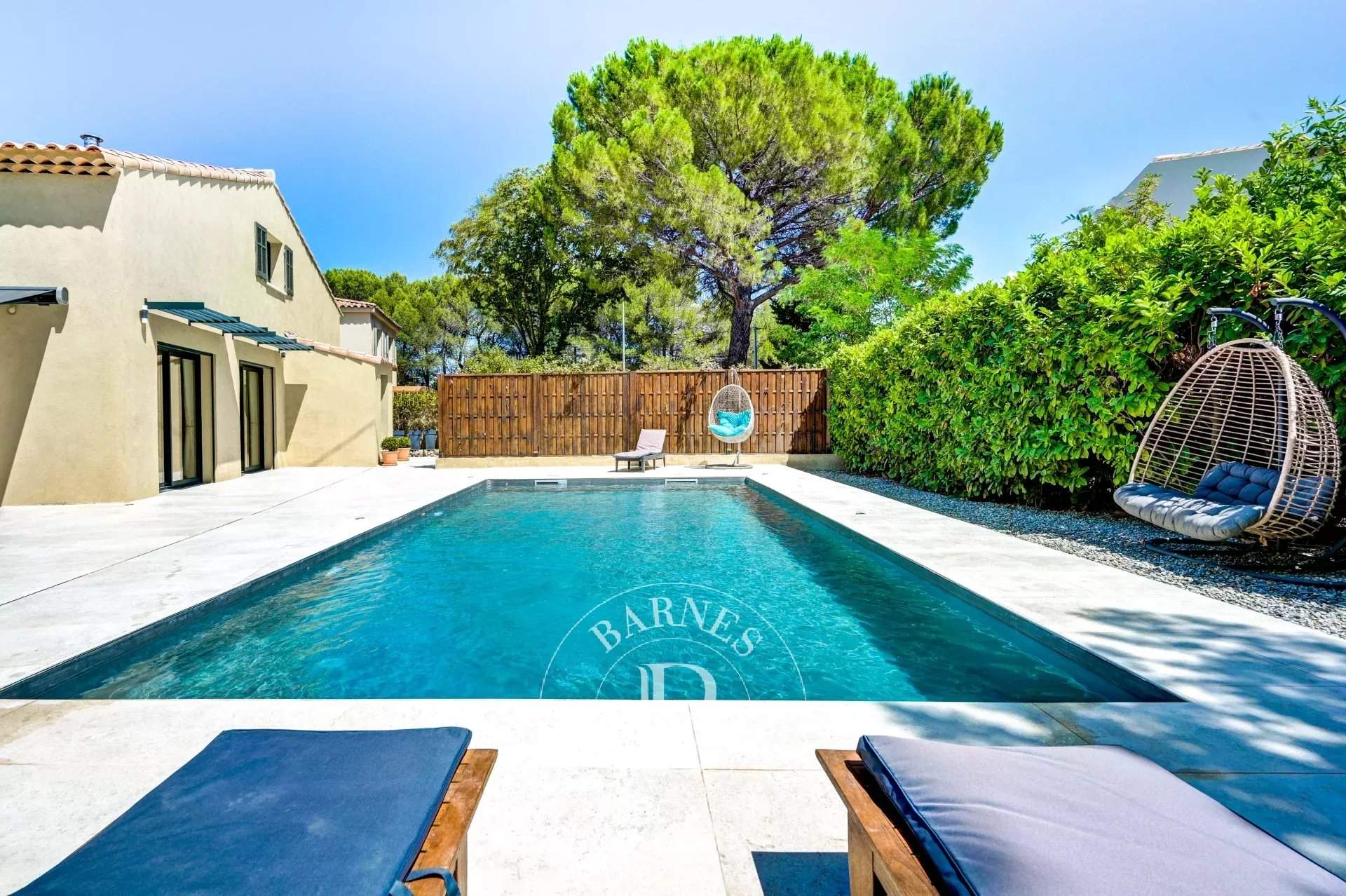 Aix-en-Provence  - House 4 Bedrooms - picture 8