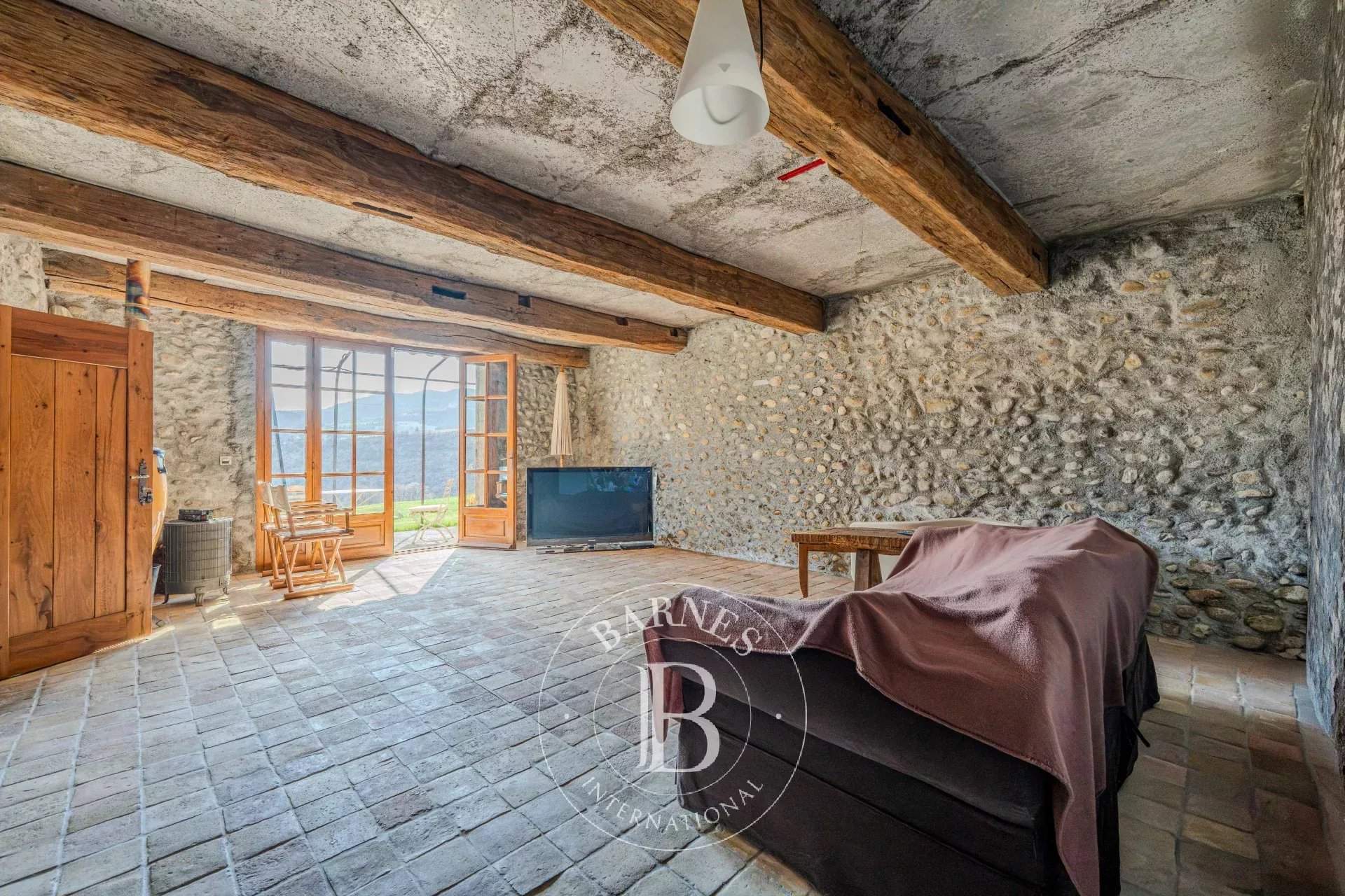 Digne-les-Bains  - Propriété 12 Pi&egrave;ces 3 Chambres - picture 14