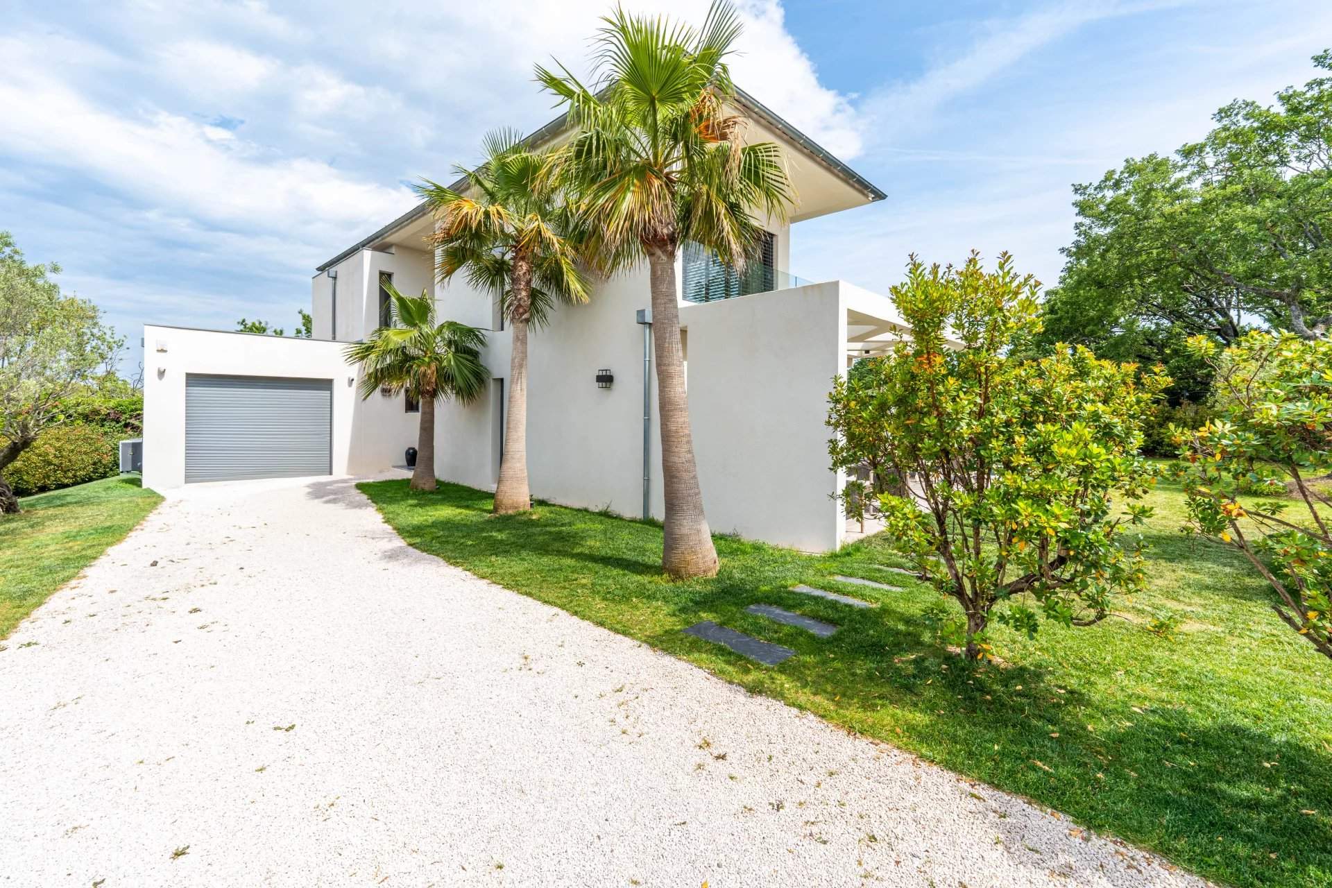 Aix-en-Provence  - Villa 6 Pi&egrave;ces 4 Chambres - picture 20