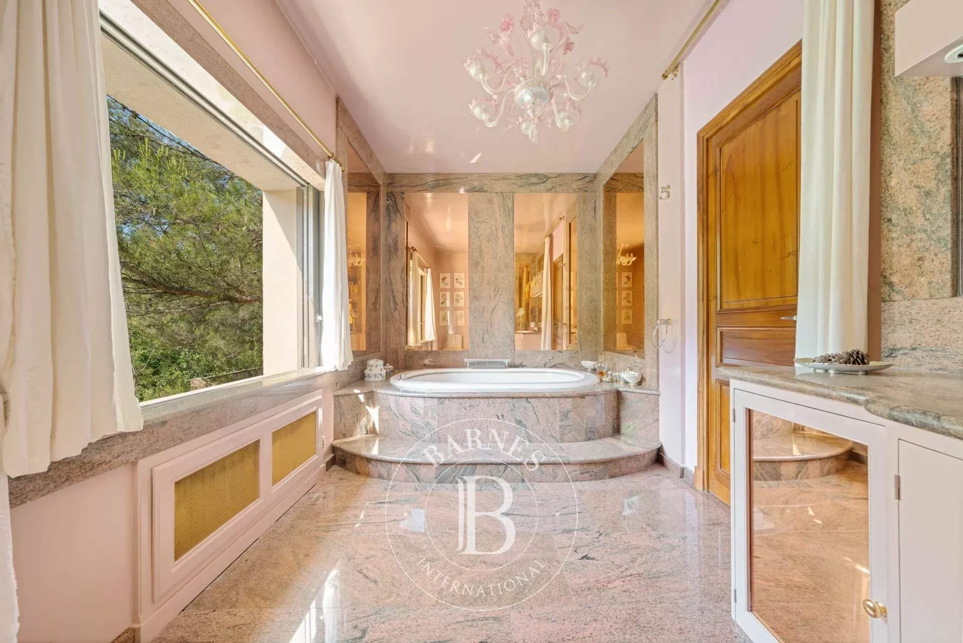 Aix-en-Provence  - House 7 Bedrooms - picture 14