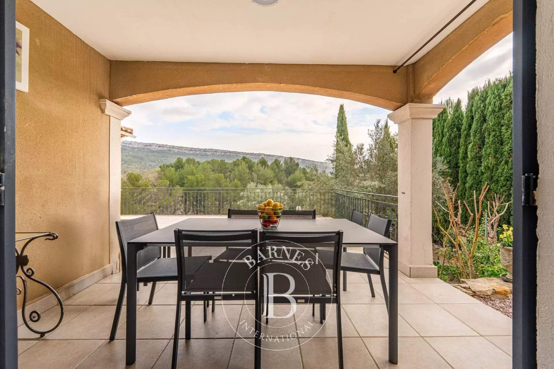 Aix-en-Provence  - House 6 Bedrooms - picture 13