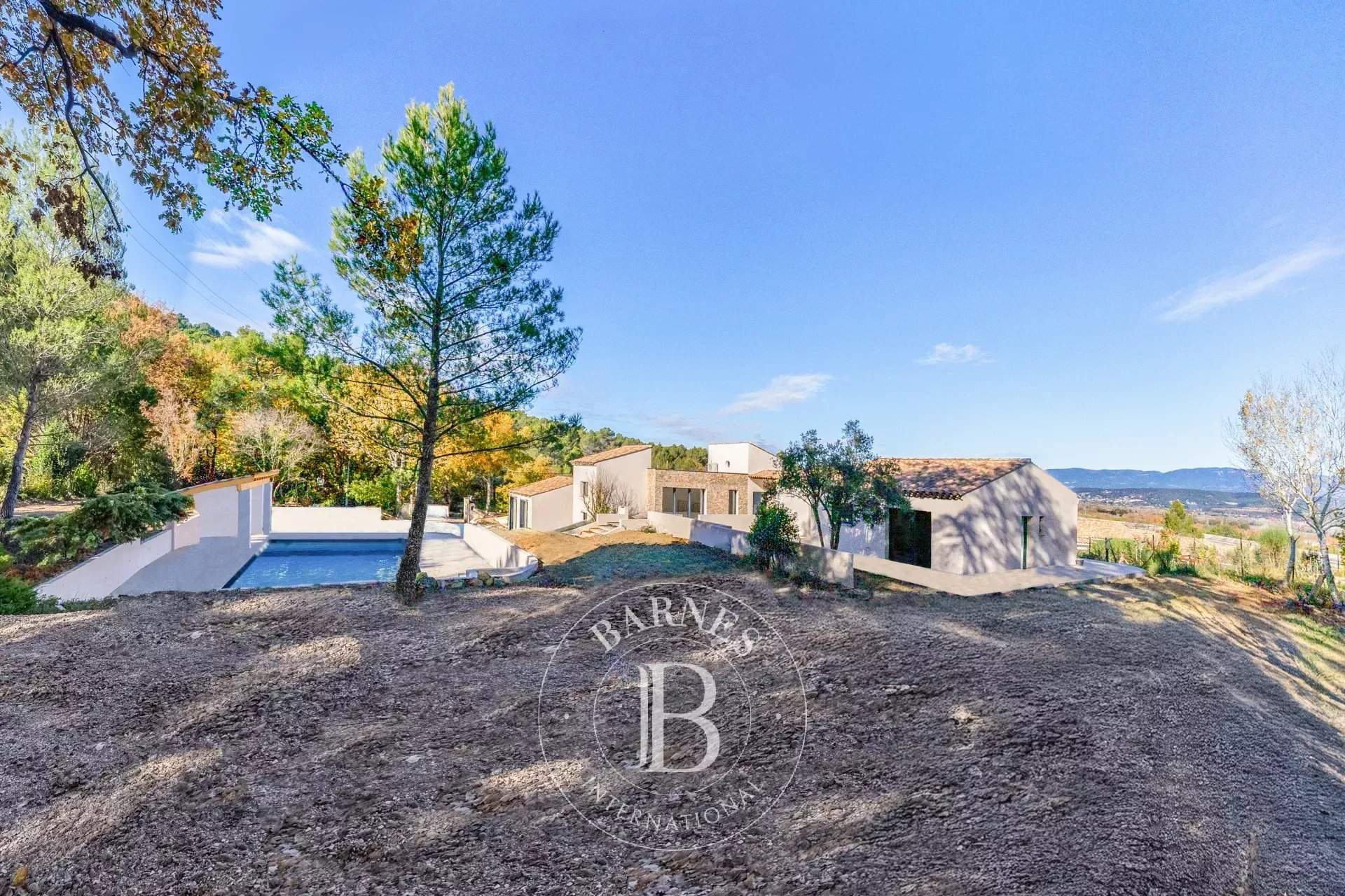 Aix-en-Provence  - Maison 11 Pièces 7 Chambres - picture 19