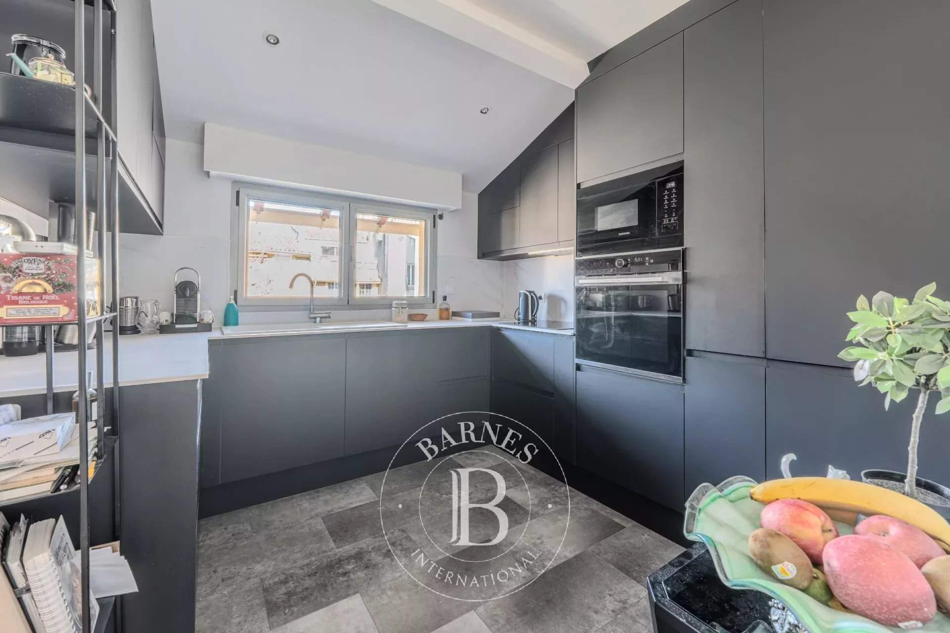 Aix-en-Provence  - Appartement 3 Pi&egrave;ces 2 Chambres - picture 13