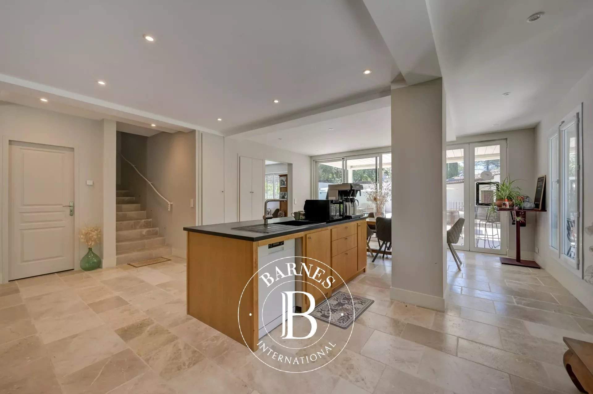 Saint-Marc-Jaumegarde  - House 7 Bedrooms - picture 10