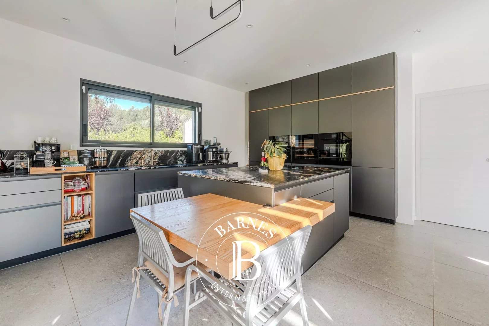 Aix-en-Provence  - Villa 3 Bedrooms - picture 11