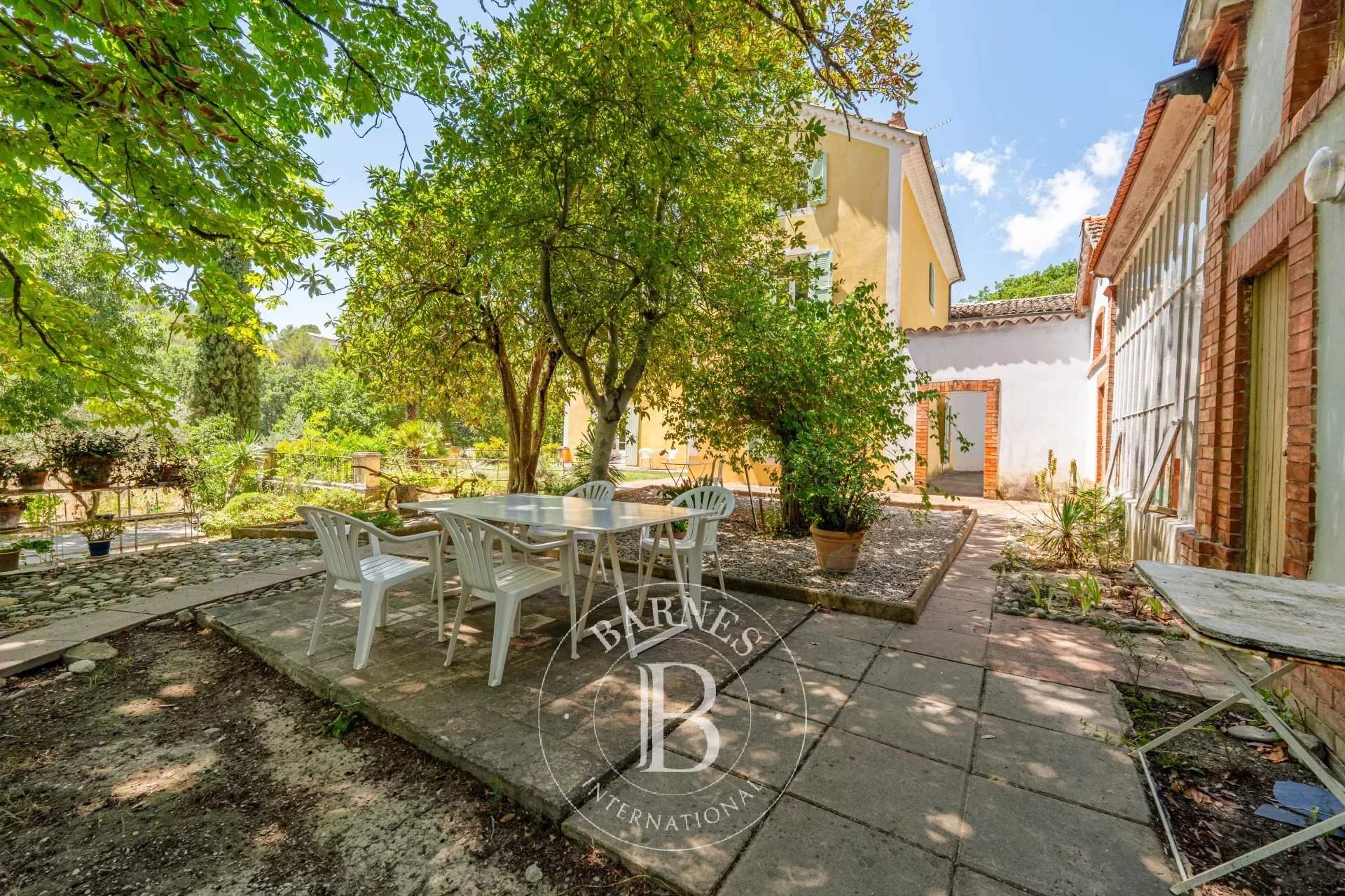 Pierrevert  - Bastide 8 Pi&egrave;ces 5 Chambres - picture 15