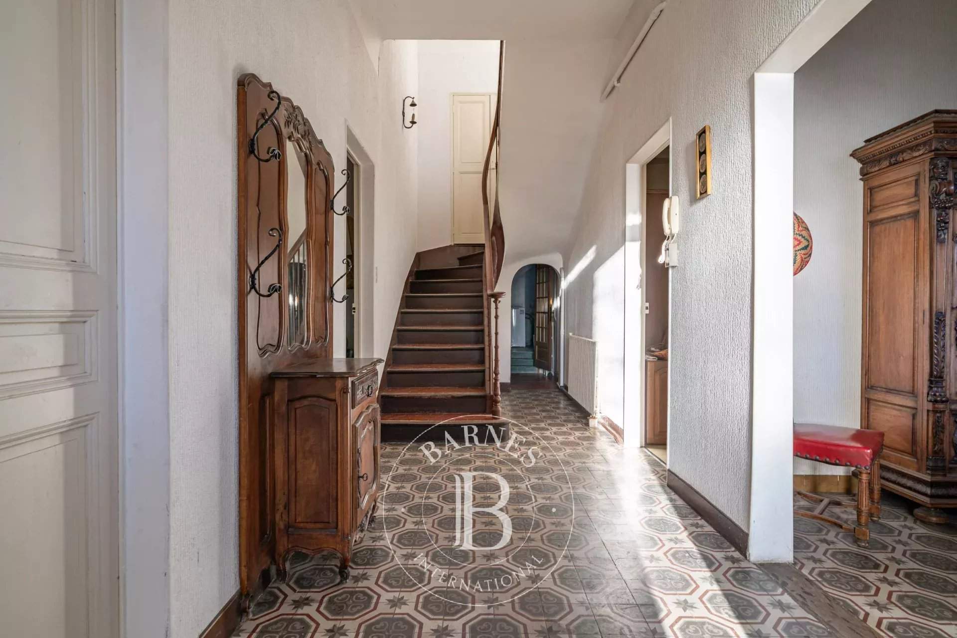 Aix-en-Provence  - House 8 Bedrooms - picture 2