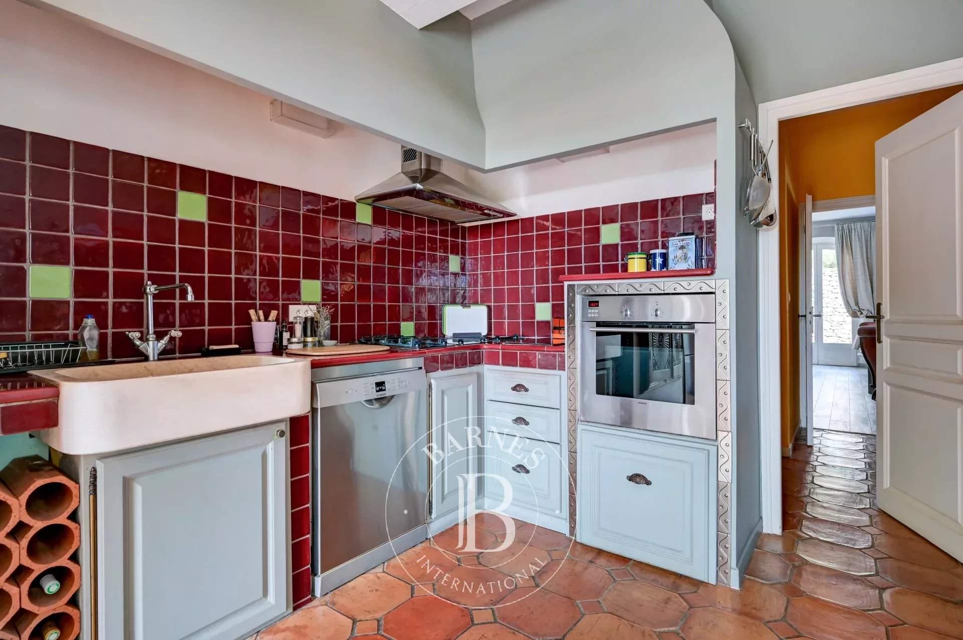 Aix-en-Provence  - House 3 Bedrooms - picture 17