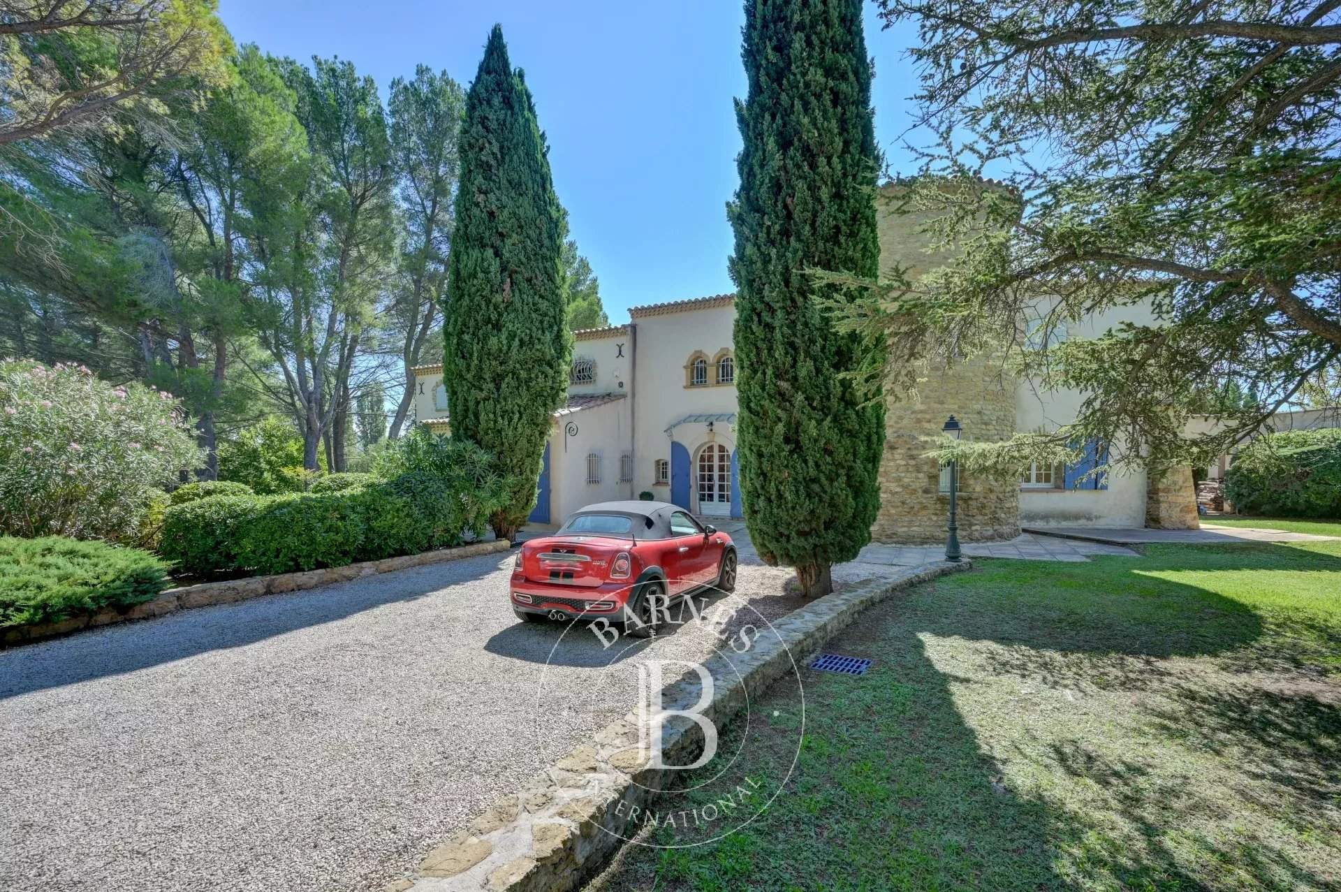 Aix-en-Provence  - House 4 Bedrooms - picture 17