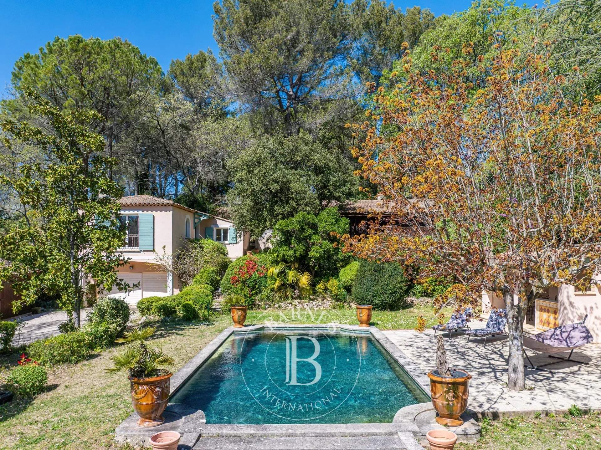 Aix-en-Provence  - House 6 Bedrooms - picture 3