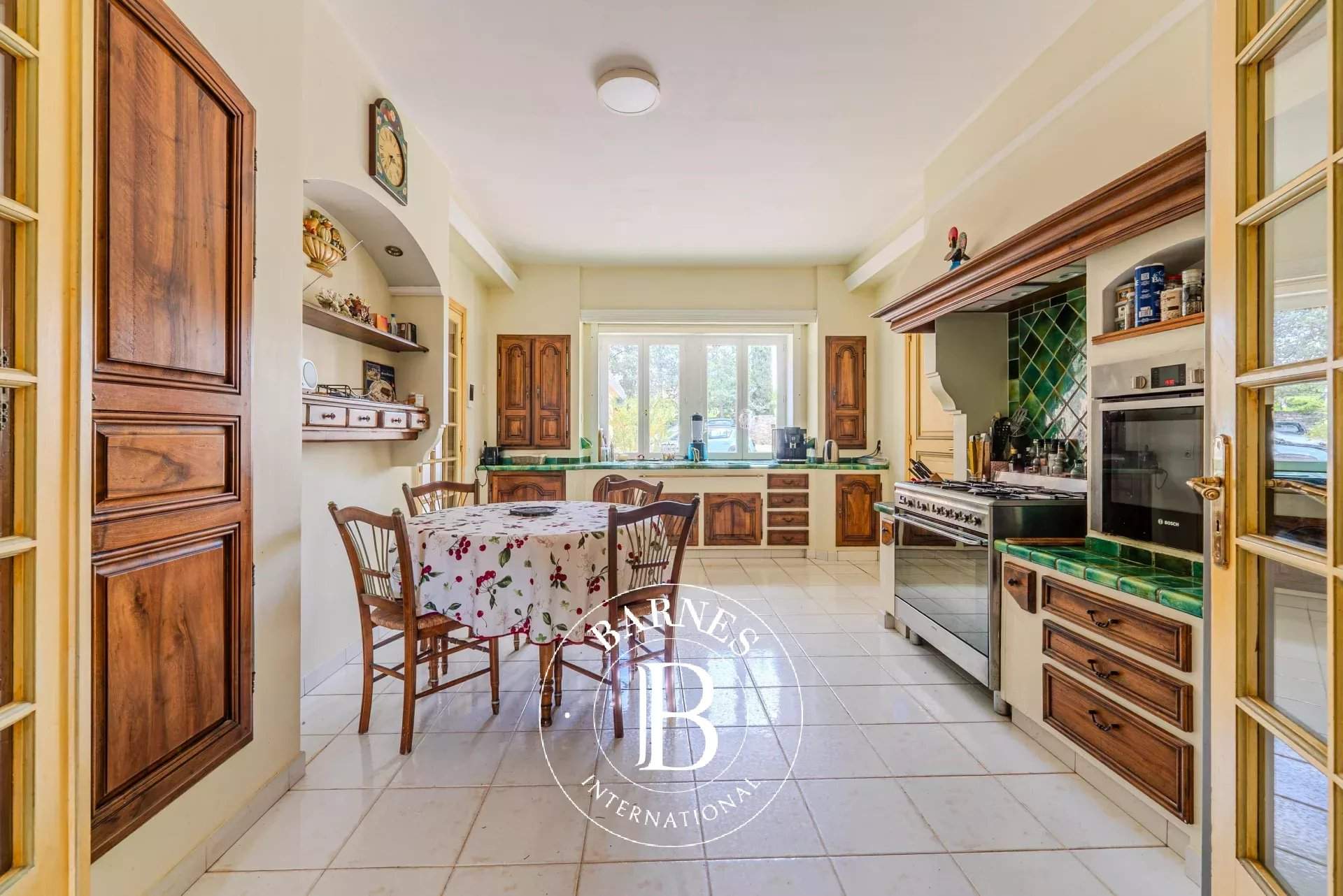 Aix-en-Provence  - Bastide 6 Bedrooms - picture 17