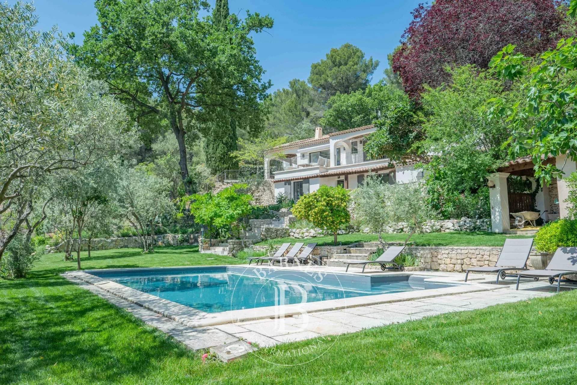 Aix-en-Provence  - House 5 Bedrooms - picture 4