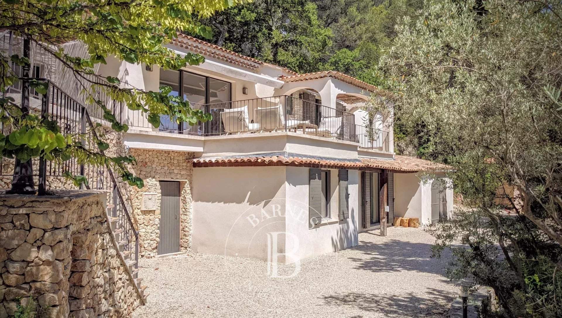 Aix-en-Provence  - House 5 Bedrooms - picture 17