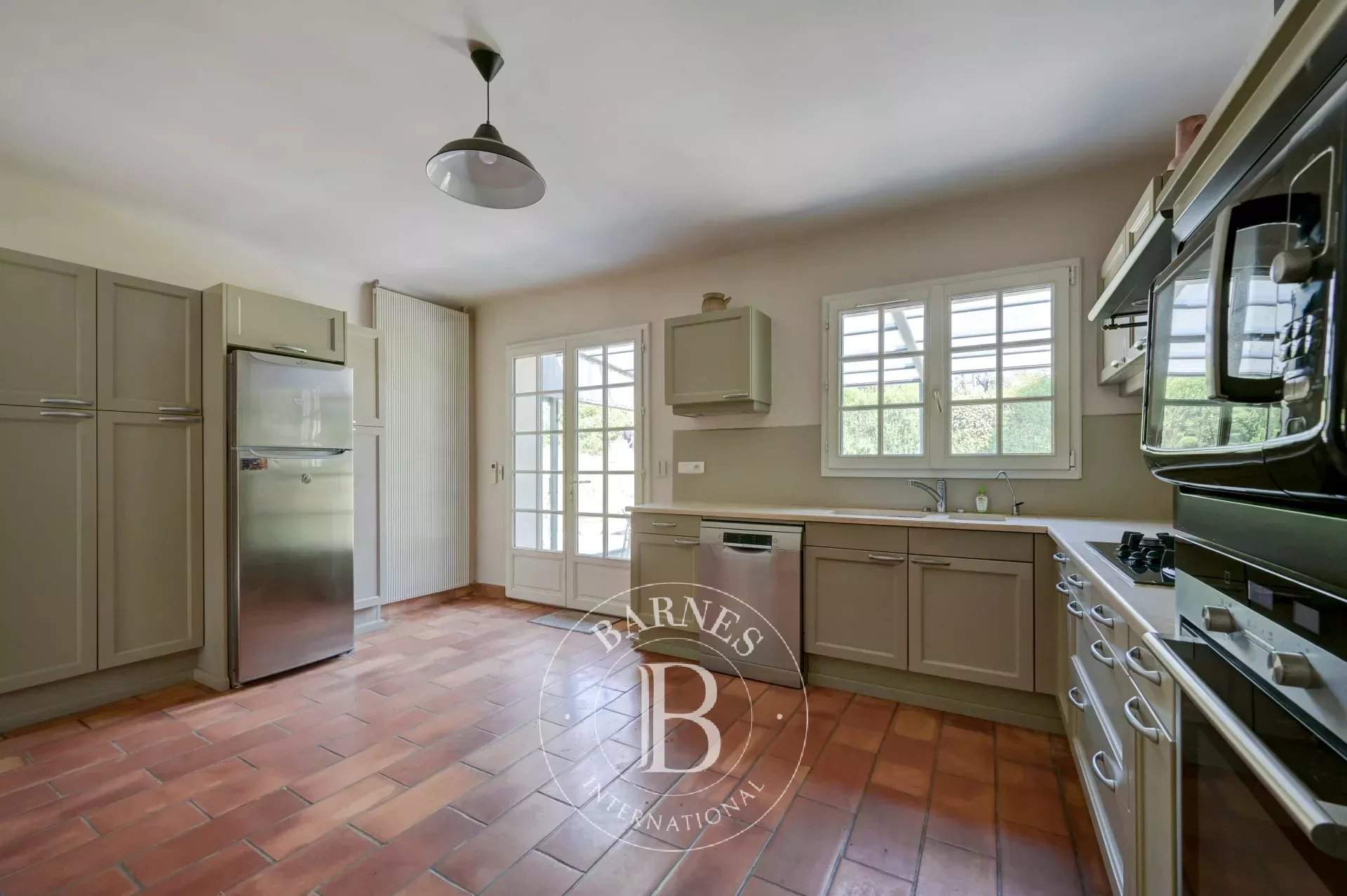 Aix-en-Provence  - House 3 Bedrooms - picture 10