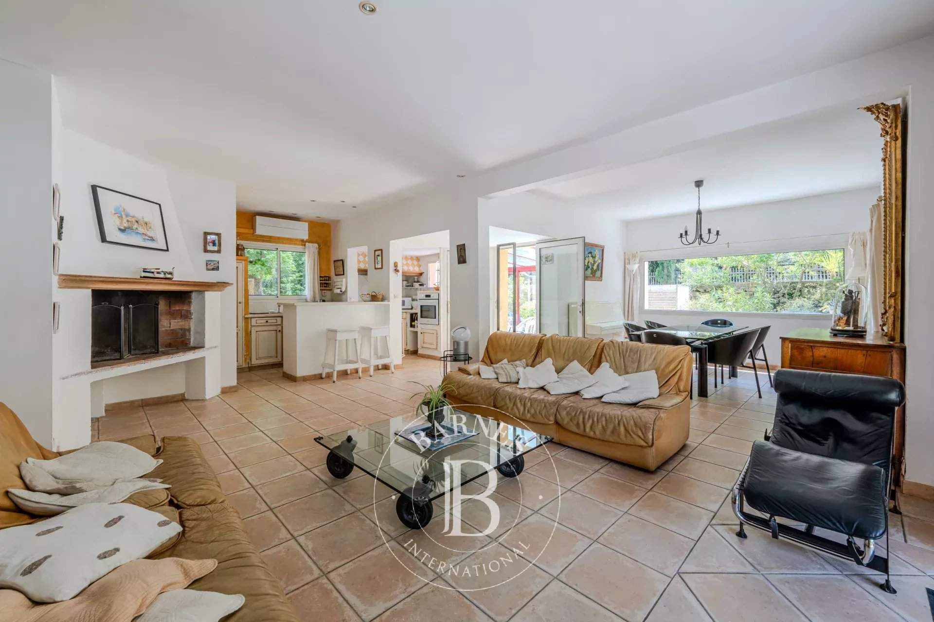 Aix-en-Provence  - House 4 Bedrooms - picture 11