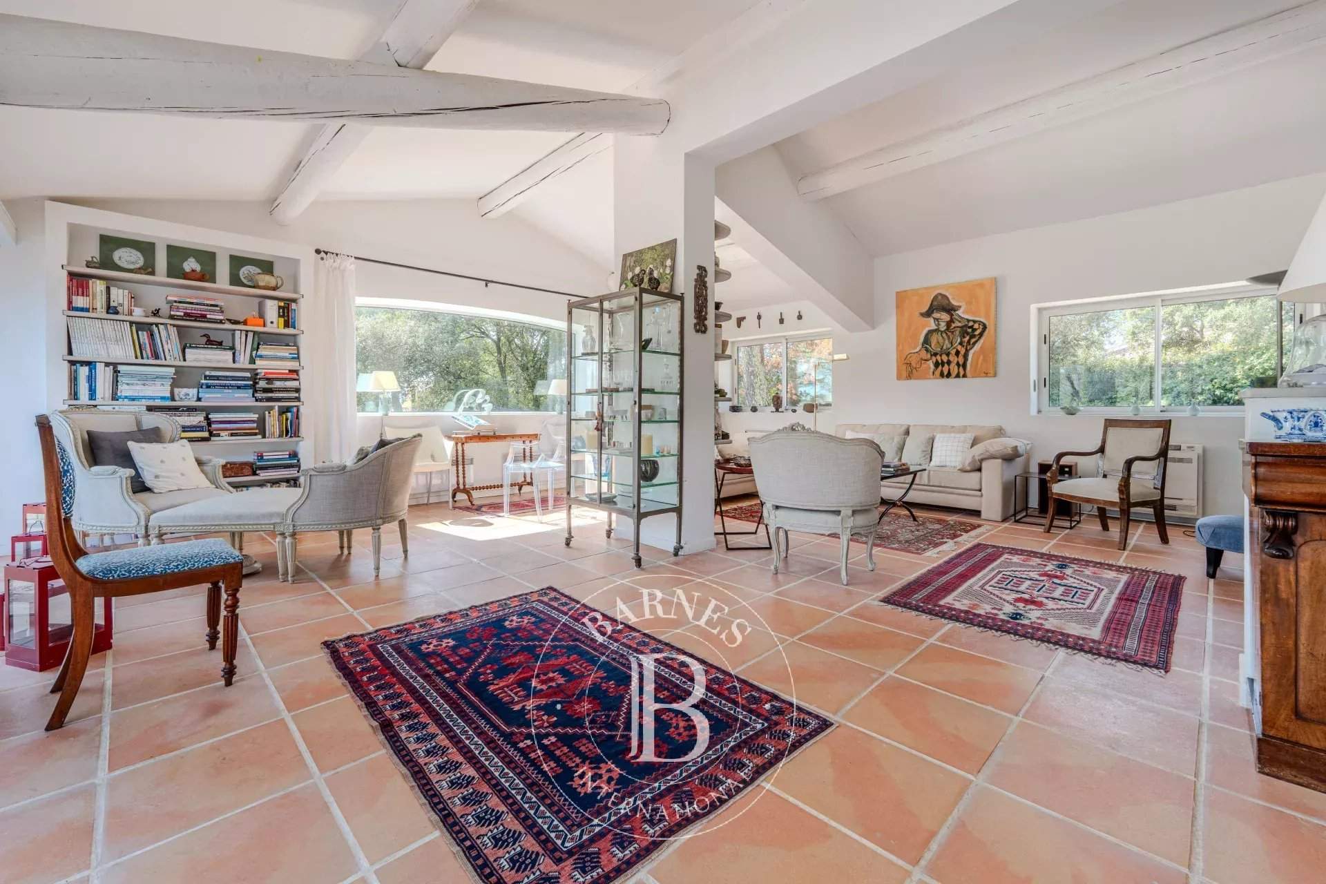 Lourmarin  - Property 5 Bedrooms - picture 3