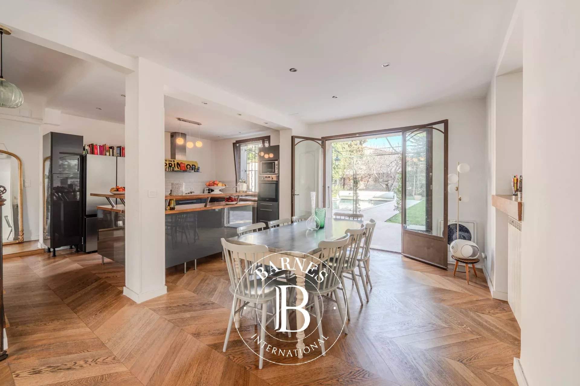 Aix-en-Provence  - House 5 Bedrooms - picture 3