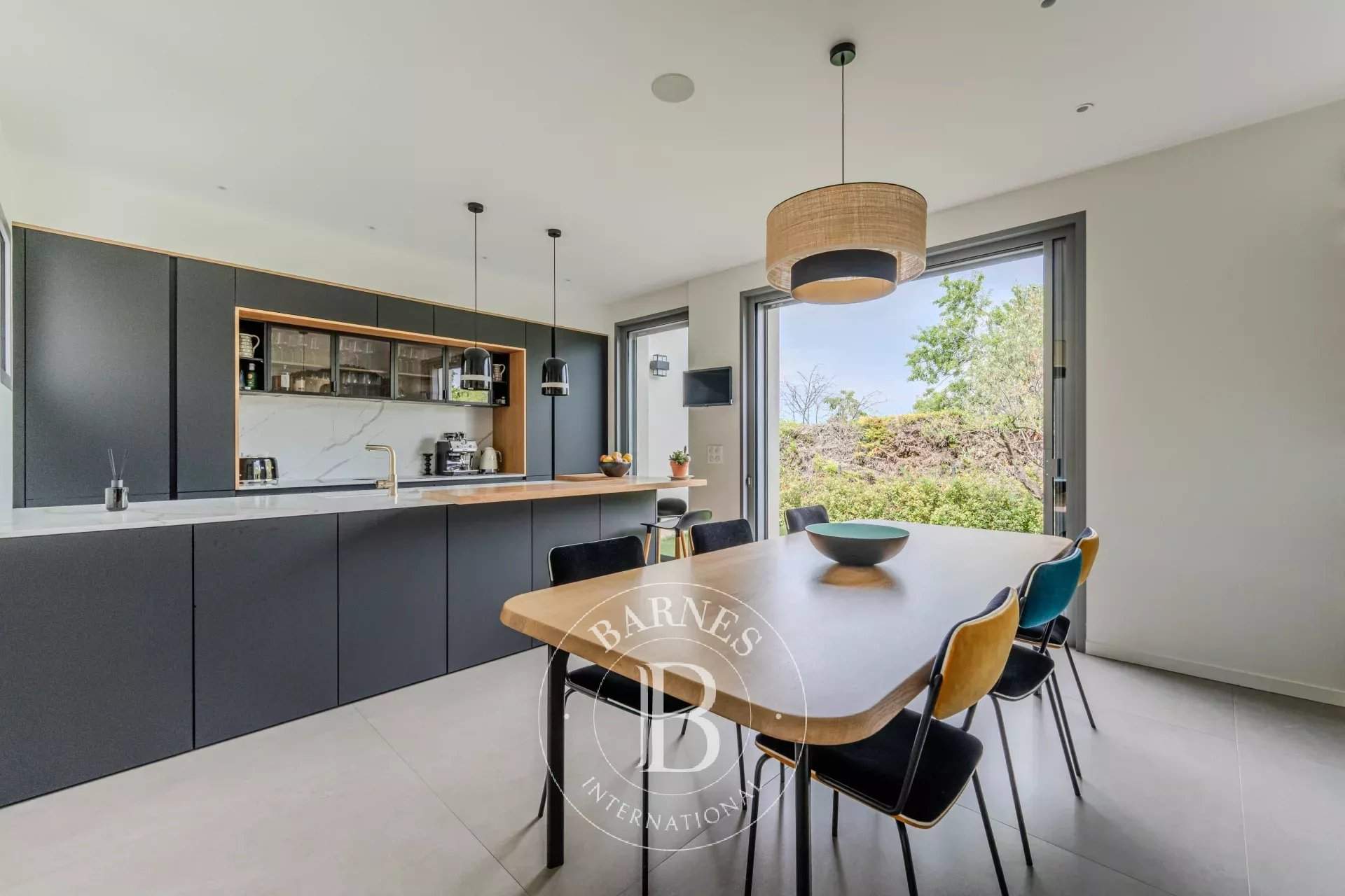 Aix-en-Provence  - Villa 4 Bedrooms - picture 11