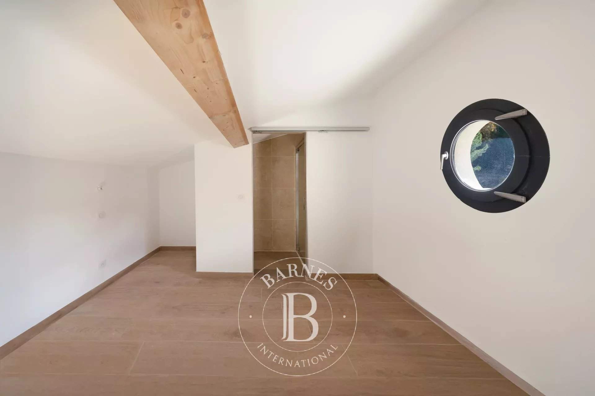 Aix-en-Provence  - Maison 11 Pièces 7 Chambres - picture 10