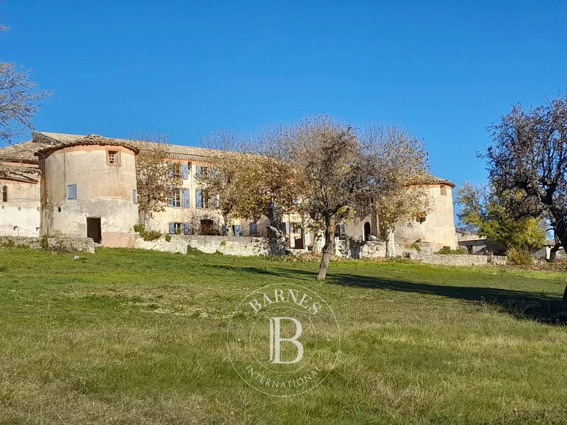 Digne-les-Bains  - Property 6 Bedrooms - picture 6