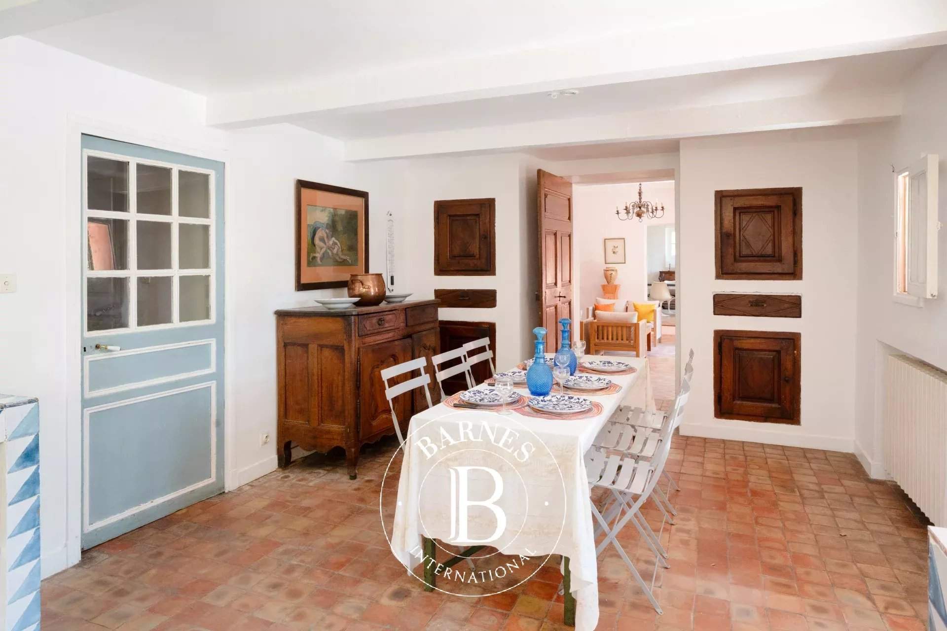 Aix-en-Provence  - House 7 Bedrooms - picture 14