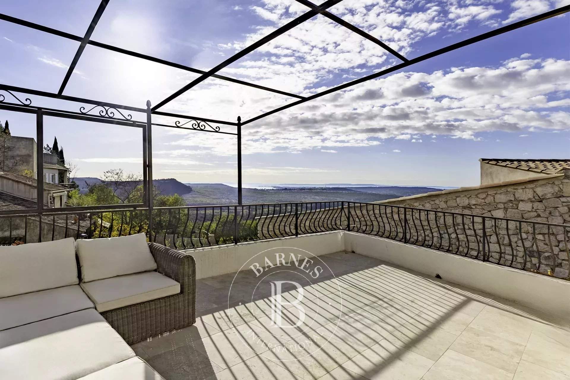 Aix-en-Provence  - Maison de ville 4 Pi&egrave;ces 3 Chambres - picture 17