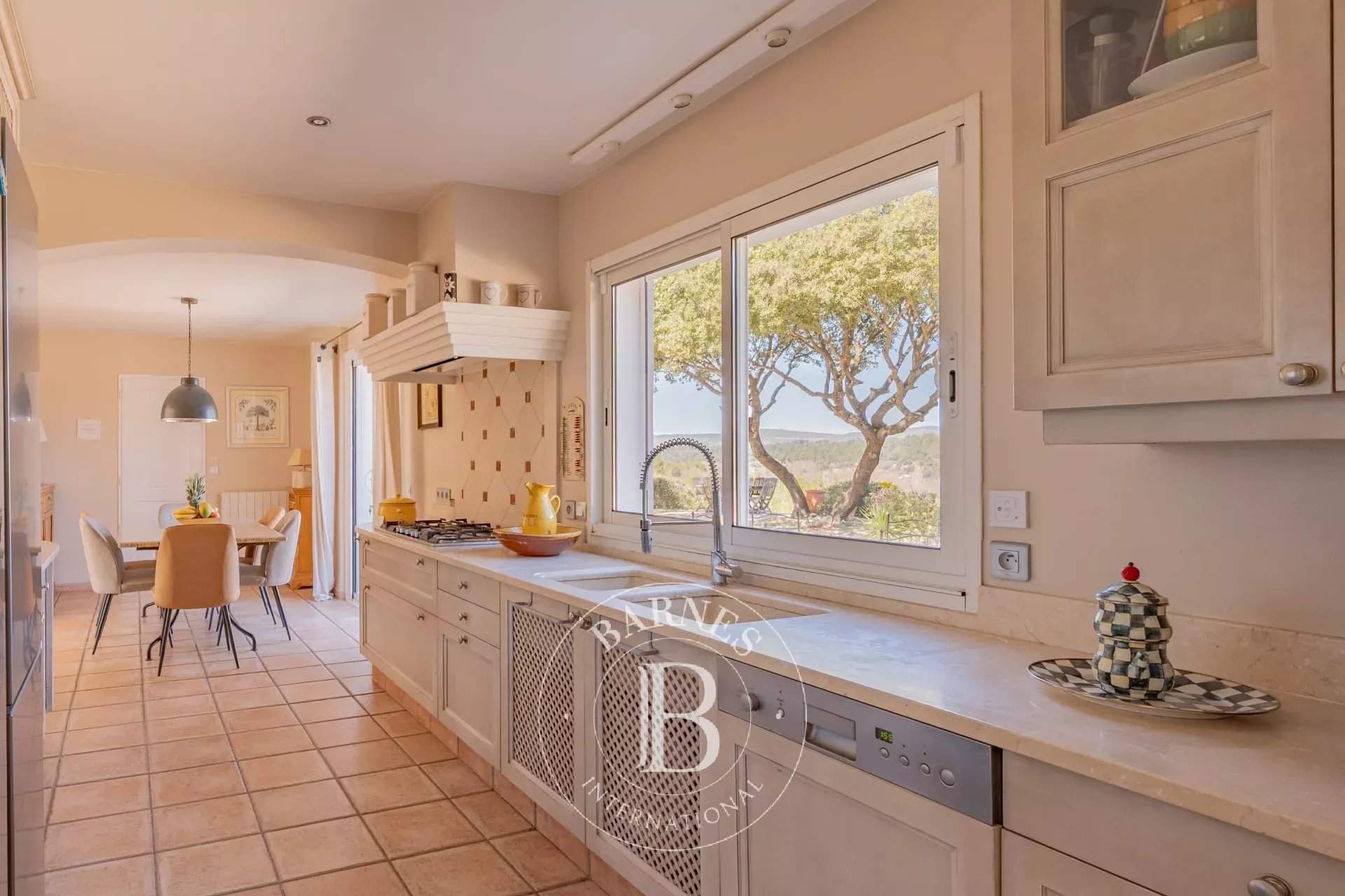 Jouques  - Maison 8 Pi&egrave;ces 5 Chambres - picture 6