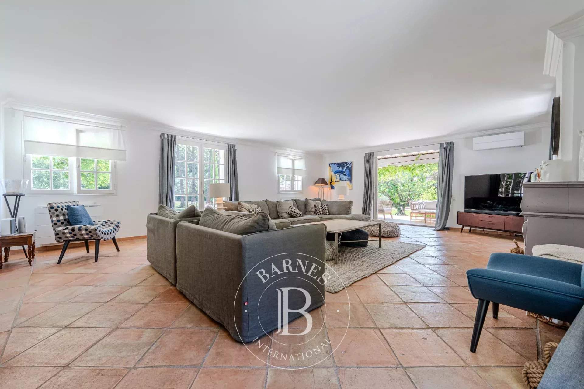 Aix-en-Provence  - Bastide 5 Bedrooms - picture 15